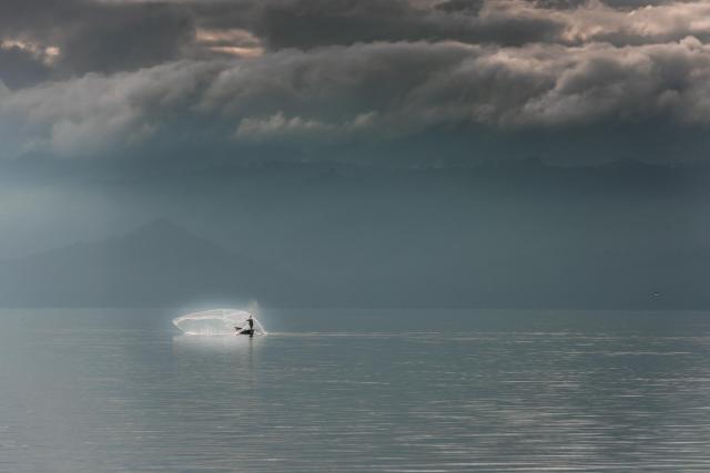 NFT 009: Ein Fischer auf dem Catemaco-See in Mexiko