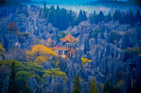 Shilin: Karst landscapes in southern China