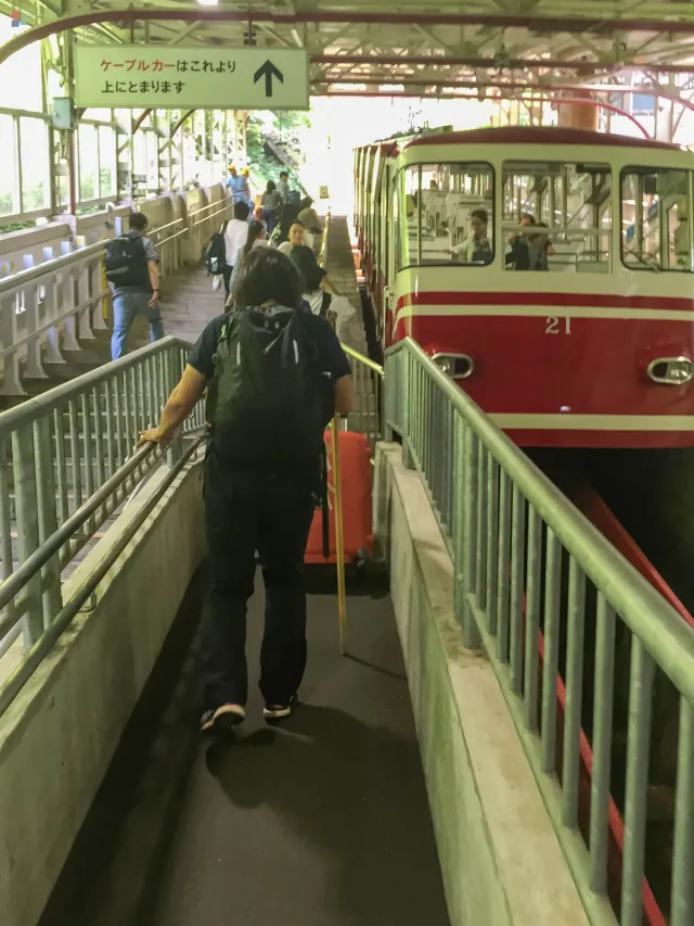 Die Zahradbahn nach Kōyasan