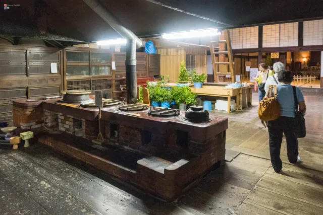 In den Küchen des Tempels