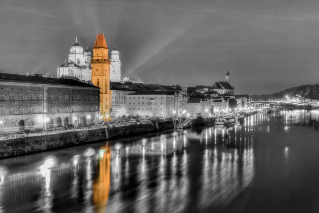 Passau is reflected in the Danube