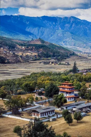 The Rinpung Dzong in the  Parot valley
