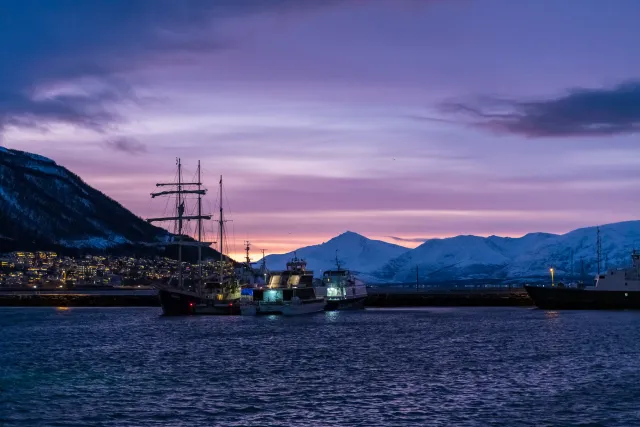 Der Hafen von Tromsø