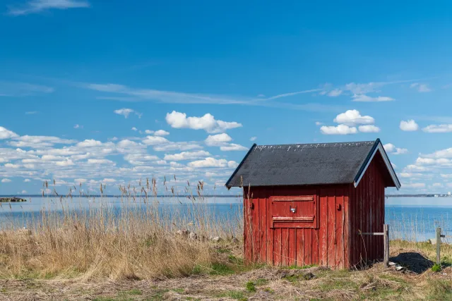 Fishermen's houses by Sweden's longest bridge from Kalmar to Öland