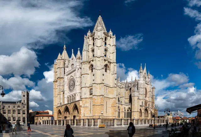 Die Kathedrale von León in Spanien