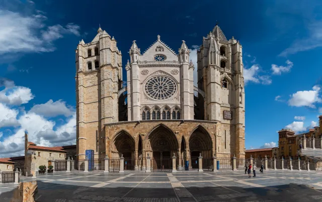 Die Kathedrale von León in Spanien