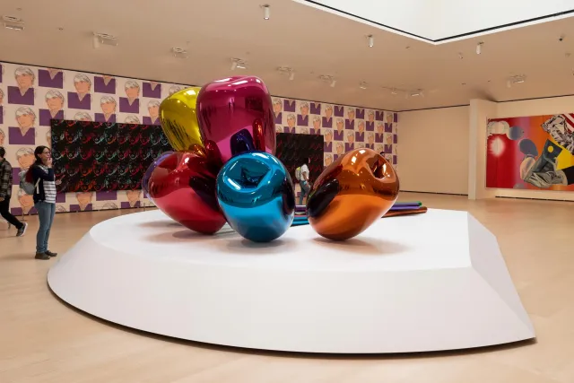 Tulipanes by Jeff Koons at the Guggenheim Museum