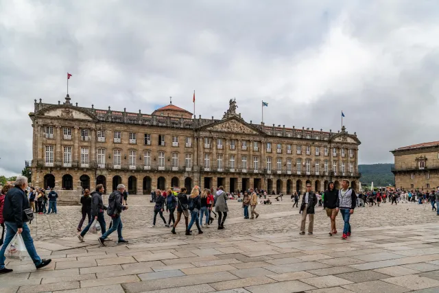 Pilgrims and tourists flood Santiago de Compostela