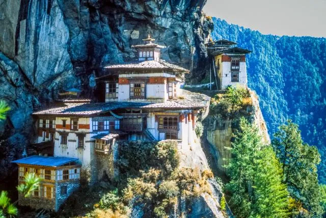 NFT 010:  Das buddhistische Tigernest-Kloster in Bhutan