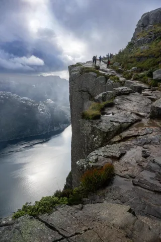 The 600 meter high cliff of Preikestolen