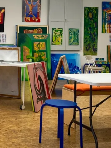 In the studio of the artist Wolfgang Wimhöfer