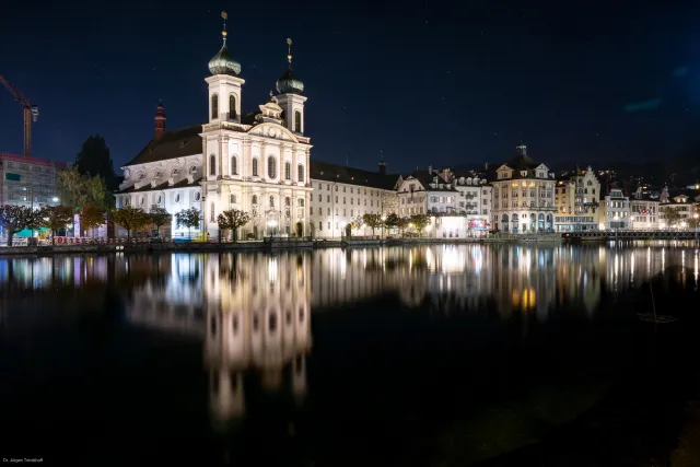 Die Jesuitenkirche St. Franz Xaver an der Reuss in Luzern