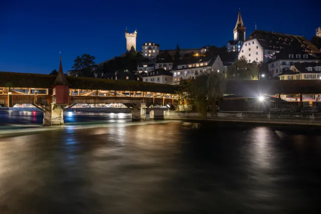 Die Spreuerbrücke über der Reuss in Luzern