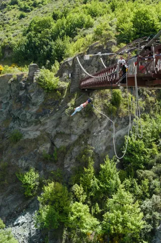 The jump from the Kawarau Bridge