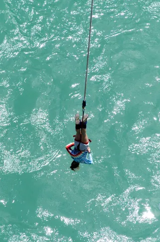 The jump from the Kawarau Bridge